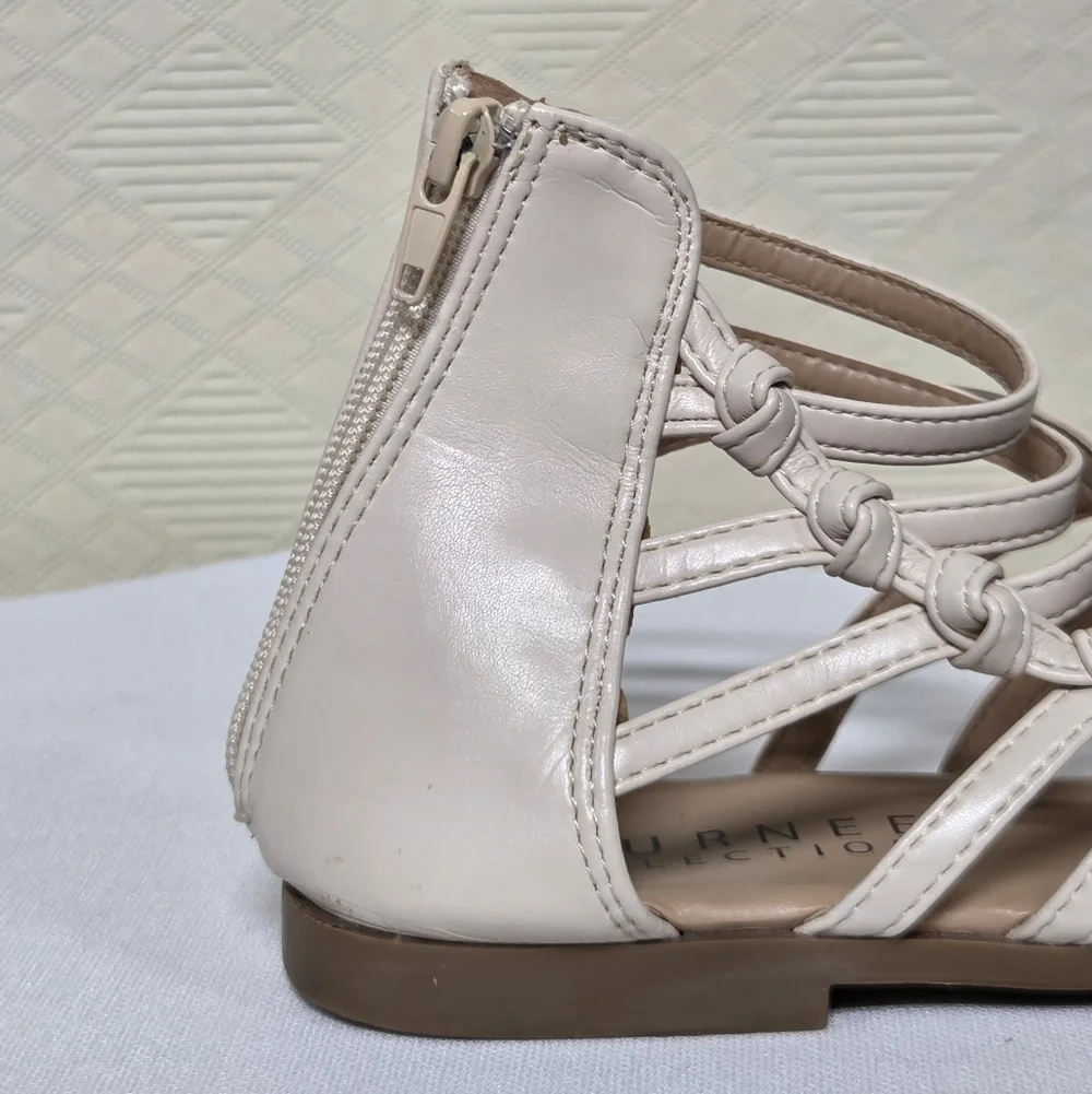 Journee Collection Womens Tru Comfort Petrra Strappy Zip Sandals Size-7.5
